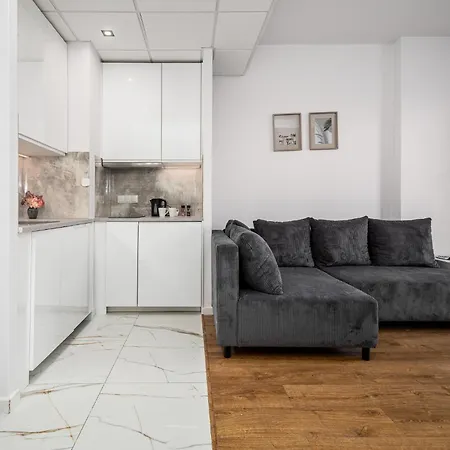 Kasprzaka Apartment Warsaw